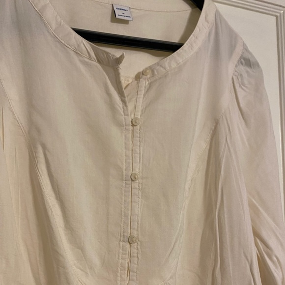 Old Navy Top - Picture 2 of 6